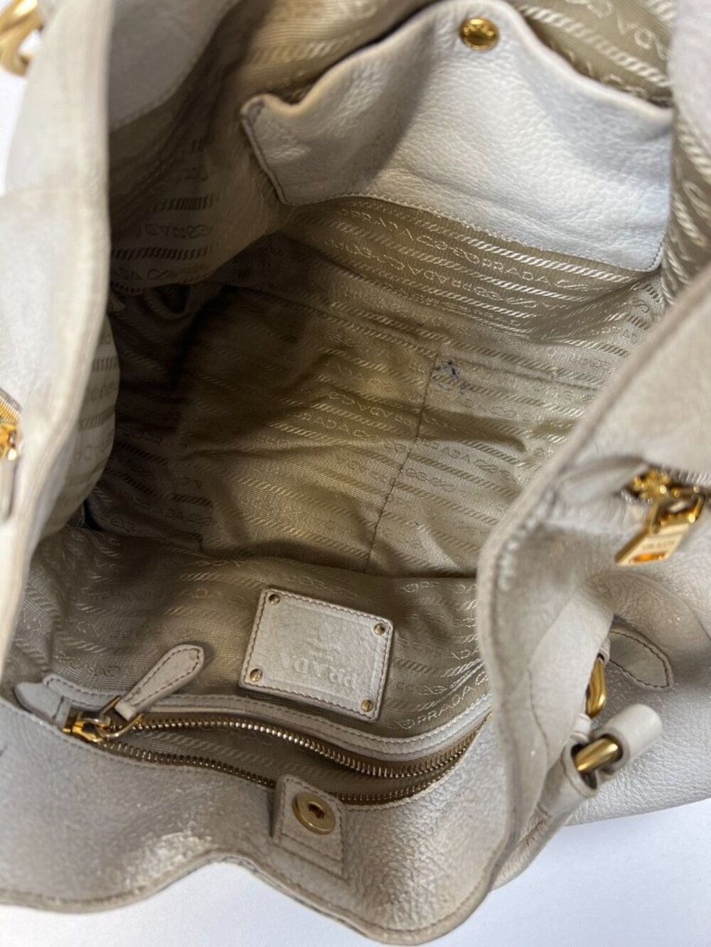 Prada Women White Vitello Daino Pebbled Leather Tote Bag Gold Hardware Large - Picture 13 of 16